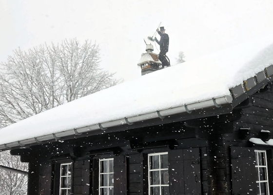 Le ramonage est essentiel pour assurer la sécurité des chalets.